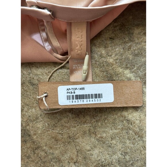 Skims Woven Shine Stretch Satin Crop Top Pink Sand Size Small - Picture 9 of 9